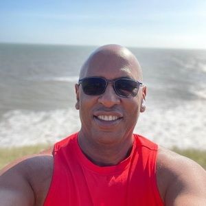 Meet your Posher, Roberto